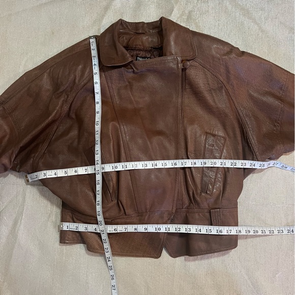 Adventure Bound Women's Leather Jacket - Small - Picture 11 of 15